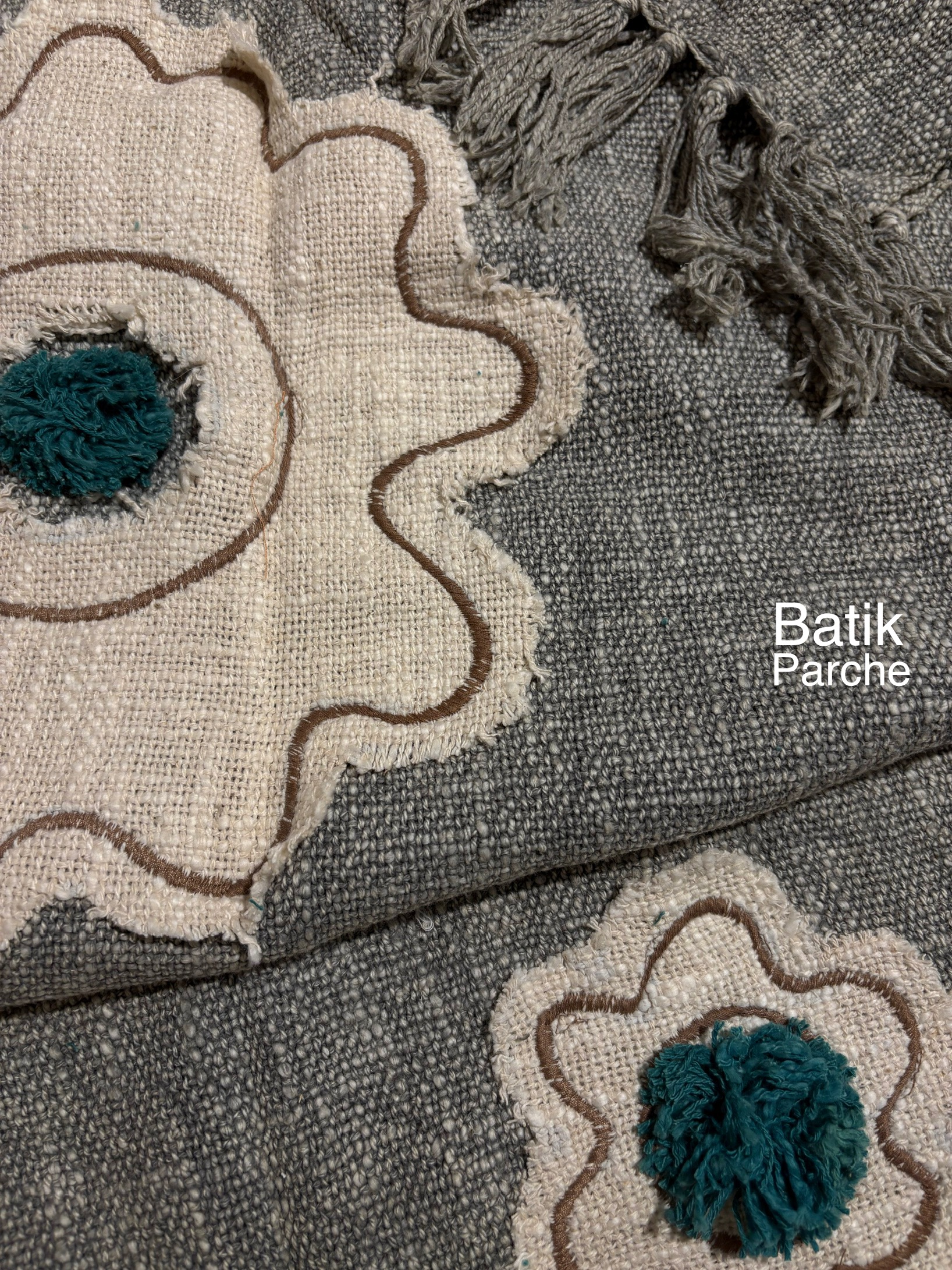 بافت نپالی سبز طوسی باتیک پارچه دست دوز