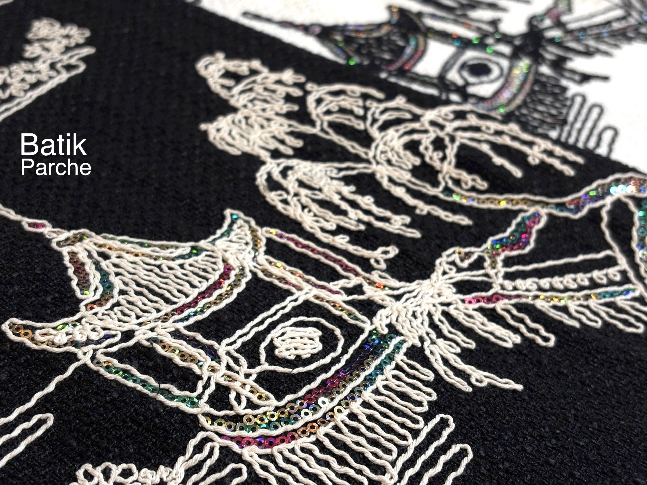 شنل مشکی بافت سوزن دوزی هند باتیک پارچه