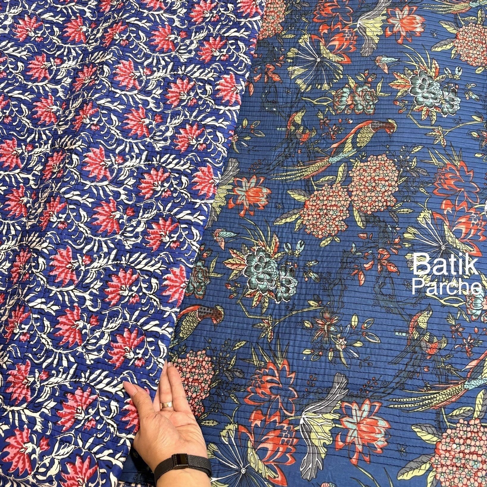 باتیک پنبه دوزی دورو باتیک پارچه بازار بزرگ پارچه فروش های ارسال به سراسر ایران.Double-sided cotton batik, batik fabric, big bazaar fabric sellers, shipping all over Iran.