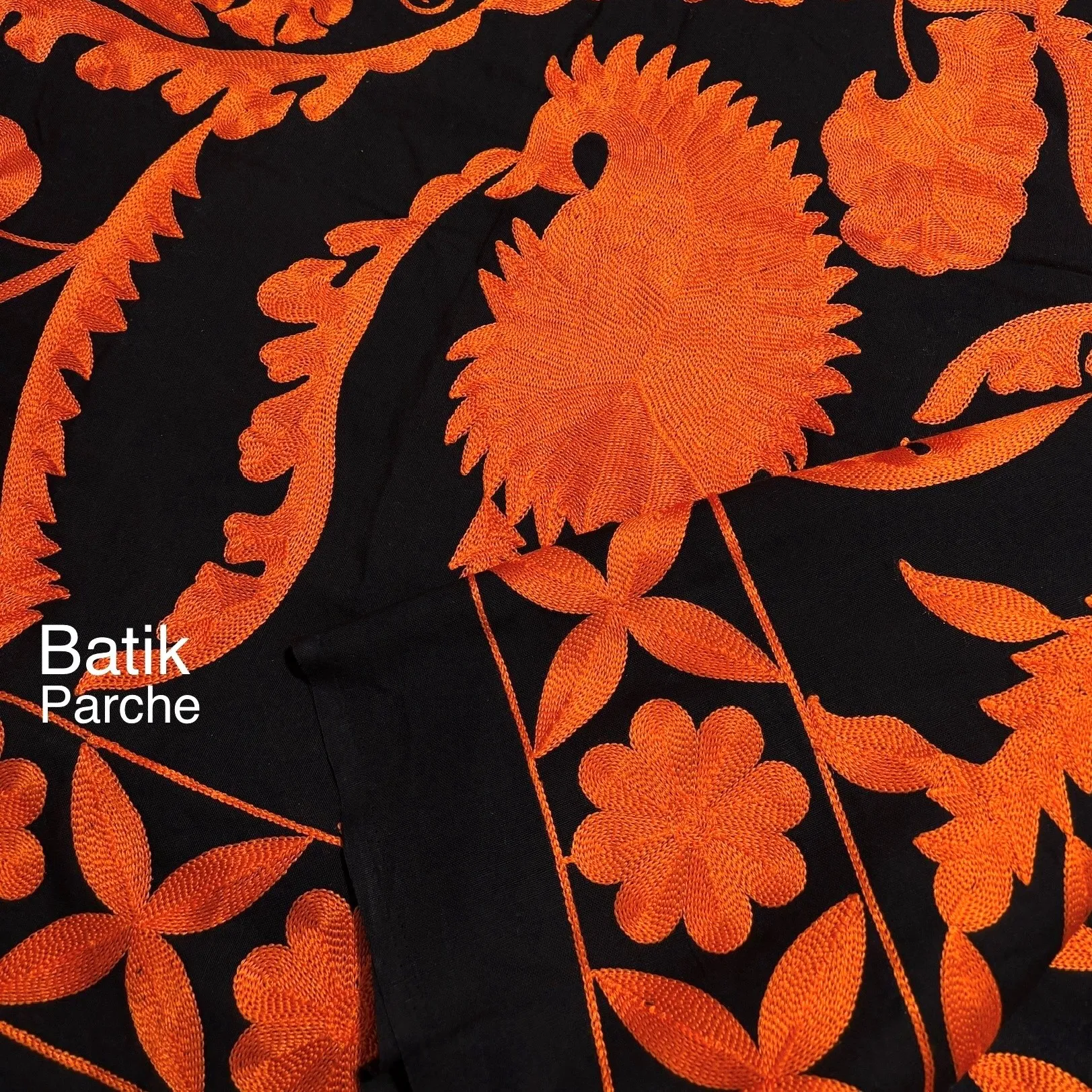 پارچه لینن سوزن دوزی باتیک پارچه بازار بزرگ پارچه ارسال به سراسر ایران.Linen fabric, embroidery, batik, fabric, big market Fabric shipped all over Iran.