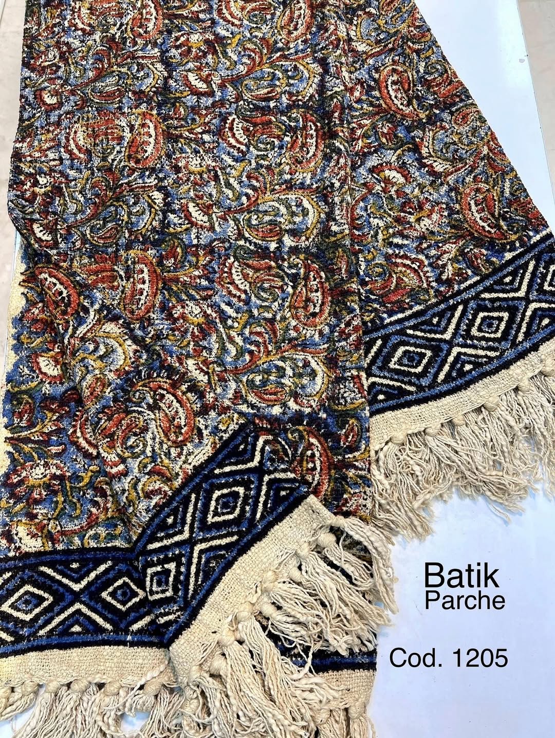 قواره چاپ دست قواره سنگی باتیک پارچه پارچه باتیک