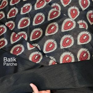 پارچه،پارچه باتیک،باتیک پارچه،پارچه سوزن دوزی،بازارپارچه تهران،تافته،تافته ابریشم،بافت نپالی،بافت سوزن دوزی،پنبه دوزی،قواره،قواره دست دوز،قواره کوک دوزی،قواره هندی،جین،باتیک پولک دوزی،پنبه دوزی دورو،زمستونه،تابستونه،