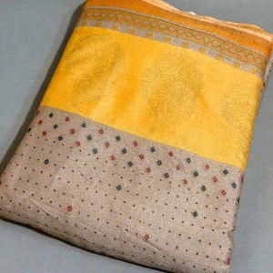 پارچه باتیک طلاکوب باتیک پارچه بازار بزرگ ایران بازار پارچه ایران.Batik fabric, gold-plated batik fabric, Iran's big bazaar, Iranian fabric market.