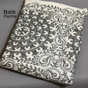 پارچه لینن سوزن دوزی باتیک پارچه بازار بزرگ ایران.Linen fabric, needlework, batik, fabric, Iran's big market.