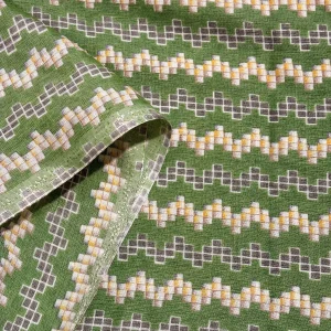 پارچه لینن طرحدار باتیک پارچه بازار بزرگ پارچه ایران.Batik patterned linen fabric, Iran's big fabric market.
