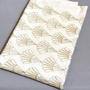 پارچه لینن نچرال سوزن دوزی و پولک دوزی باتیک پارچه بازار بزرگ ایران.Natural linen fabric, needlework and sequin embroidery, batik fabric, Iran's big bazaar.
