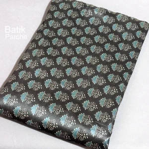 پارچه باتیک تافته چاپ باتیک پارچه باتیک بازار بزرگ ایران بازار بزرگ پارچه.Batik taffeta fabric, batik print, batik fabric, Iran's big bazaar, big bazaar of fabrics.