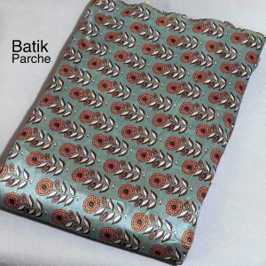 پارچه باتیک تافته چاپ باتیک پارچه باتیک بازار بزرگ ایران بازار بزرگ پارچه.Batik taffeta fabric, batik print, batik fabric, Iran's big bazaar, big bazaar of fabrics.