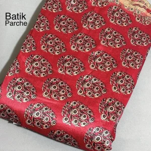 پارچه باتیک تافته چاپ باتیک پارچه باتیک بازار بزرگ ایران بازار بزرگ پارچه.Batik taffeta fabric, batik print, batik fabric, Iran's big bazaar, big bazaar of fabrics.