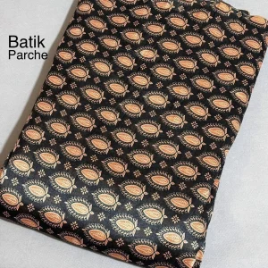 پارچه باتیک تافته چاپ باتیک پارچه باتیک بازار بزرگ ایران بازار بزرگ پارچه.Batik taffeta fabric, batik print, batik fabric, Iran's big bazaar, big bazaar of fabrics.