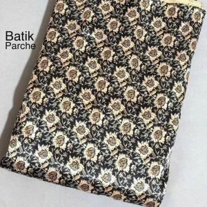 پارچه باتیک تافته چاپ باتیک پارچه باتیک بازار بزرگ ایران بازار بزرگ پارچه.Batik taffeta fabric, batik print, batik fabric, Iran's big bazaar, big bazaar of fabrics.