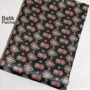 پارچه باتیک تافته چاپ باتیک پارچه باتیک بازار بزرگ ایران بازار بزرگ پارچه.Batik taffeta fabric, batik print, batik fabric, Iran's big bazaar, big bazaar of fabrics.