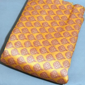پارچه باتیک تافته چاپ باتیک پارچه باتیک بازار بزرگ ایران بازار بزرگ پارچه.Batik taffeta fabric, batik print, batik fabric, Iran's big bazaar, big bazaar of fabrics.