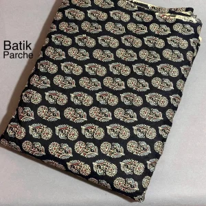 باتیک آناندا دولایه پارچه باتیک بازار بزرگ ایران بازار پارچه.Ananda Batik, two-layer batik fabric, Iran's big bazaar, fabric market.