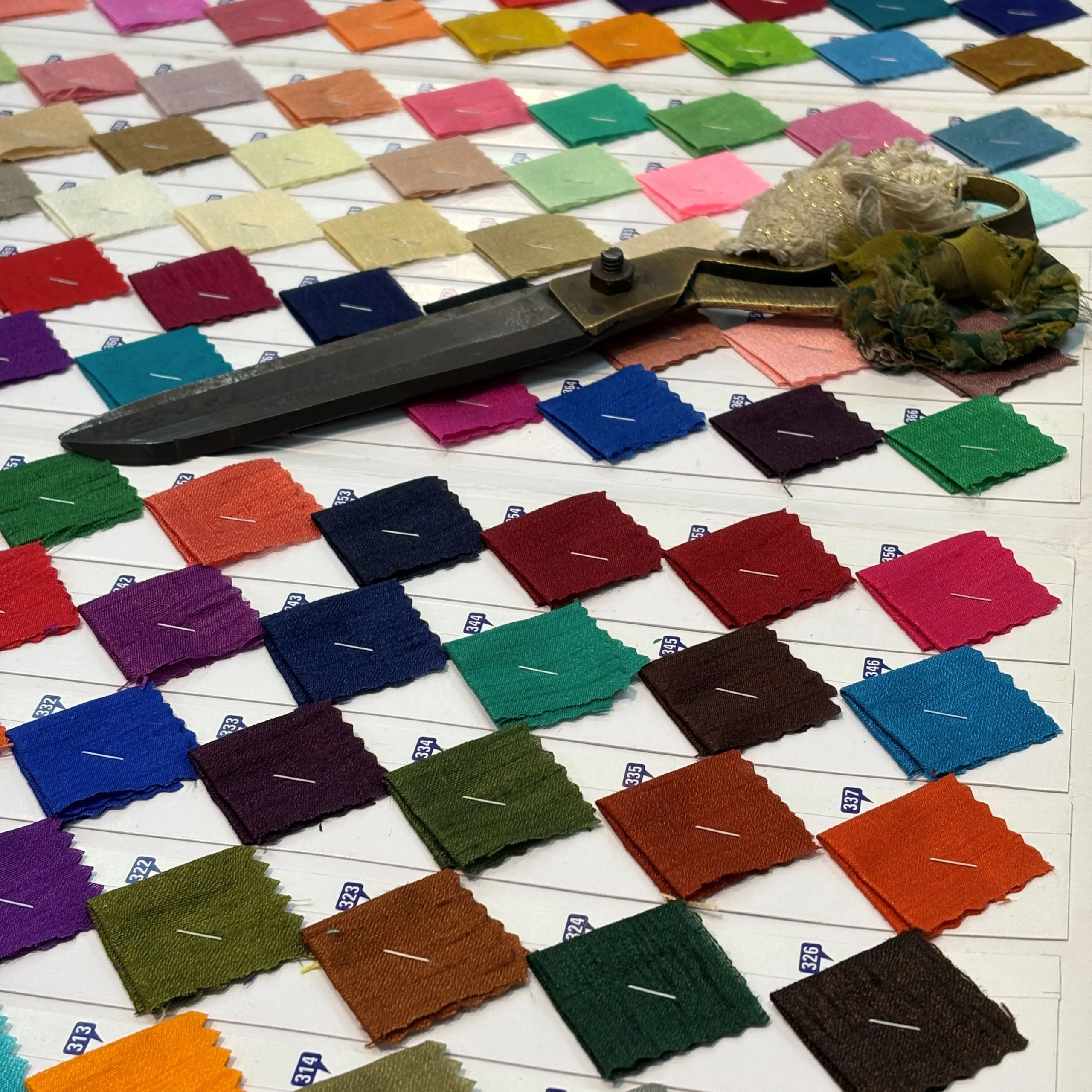 تافته ساده رنگی