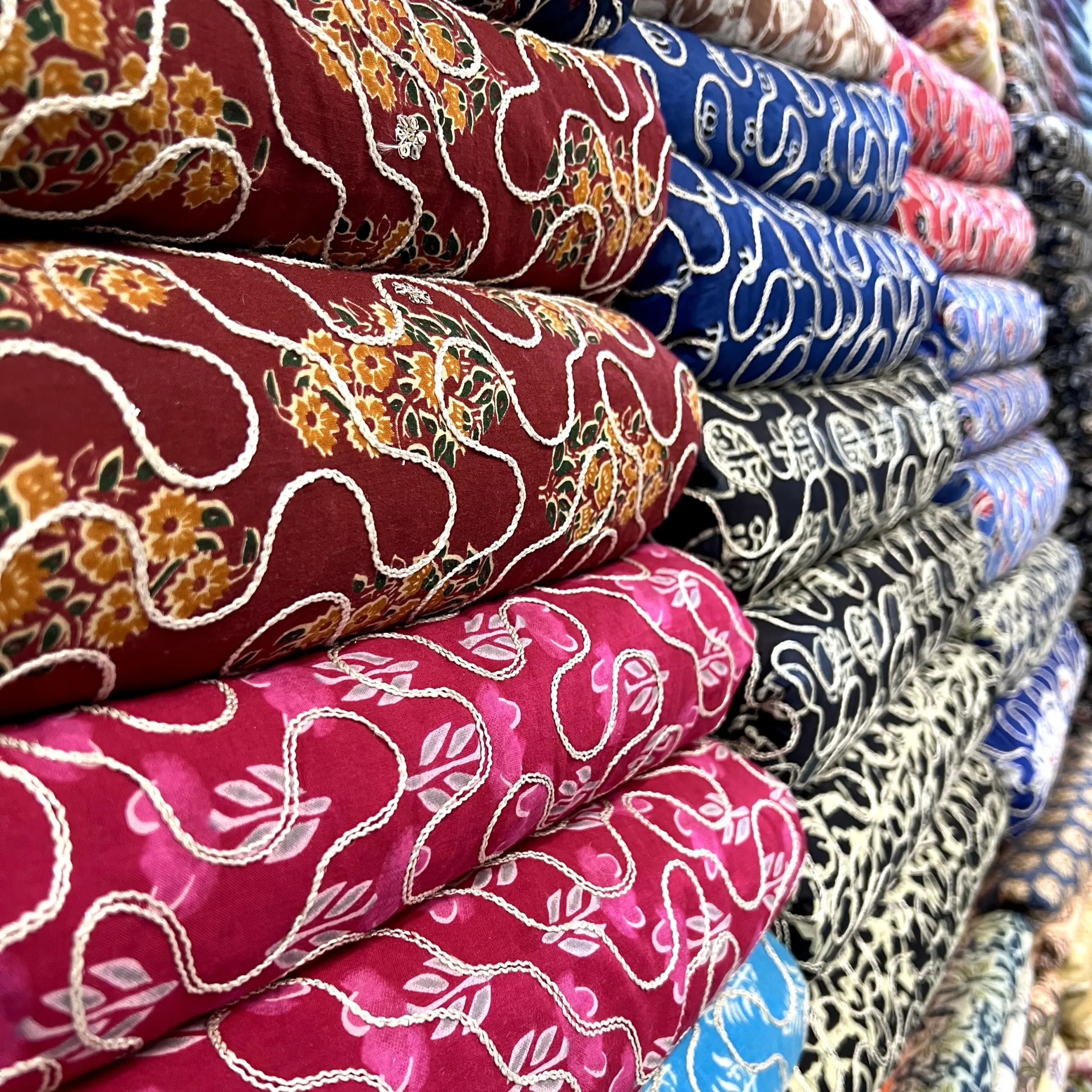 باتیک قیطان دوزی آناتاش